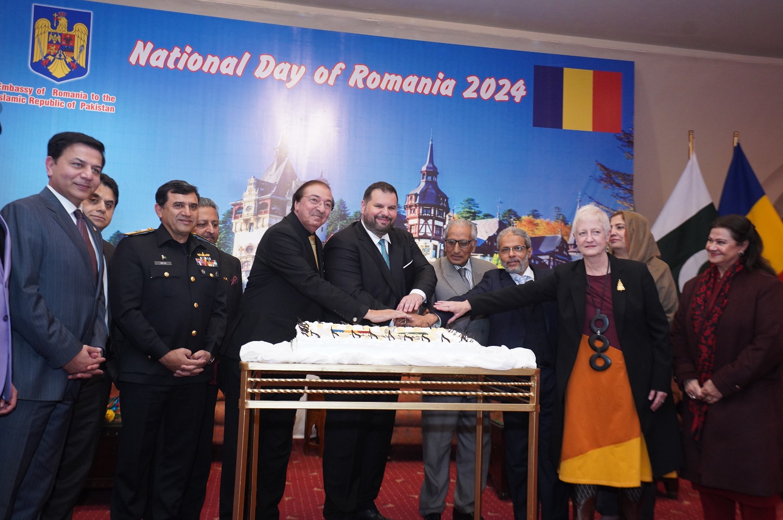 Celebrating Romanian Armed Forces Day with Pakistan